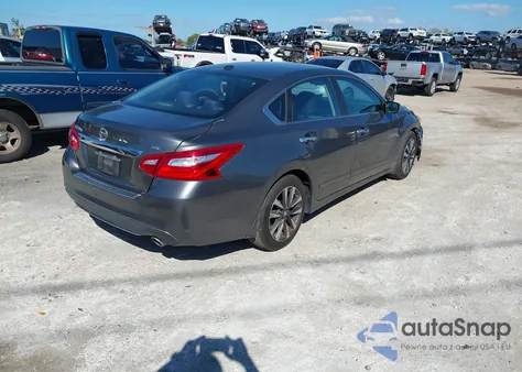 2017 Nissan Altima 2.5 Sv z USA, uszkodzony, nr VIN 1N4AL3AP3HC127530